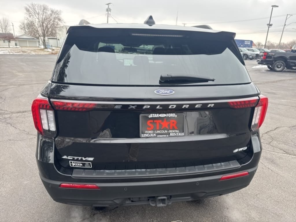 Used 2025 Ford Explorer Active SUV