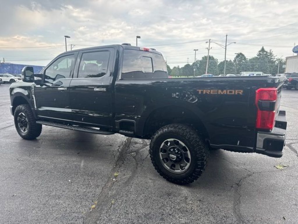 Certified 2024 Ford F-250SD Lariat Truck