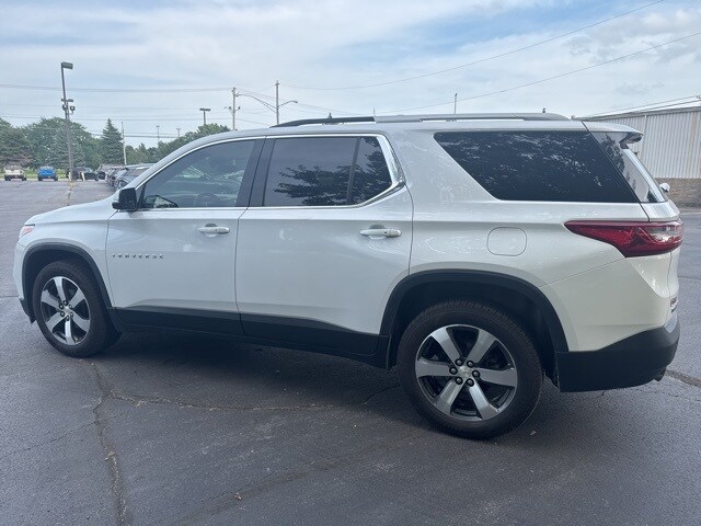 2018 Chevrolet Traverse 3LT photo 3