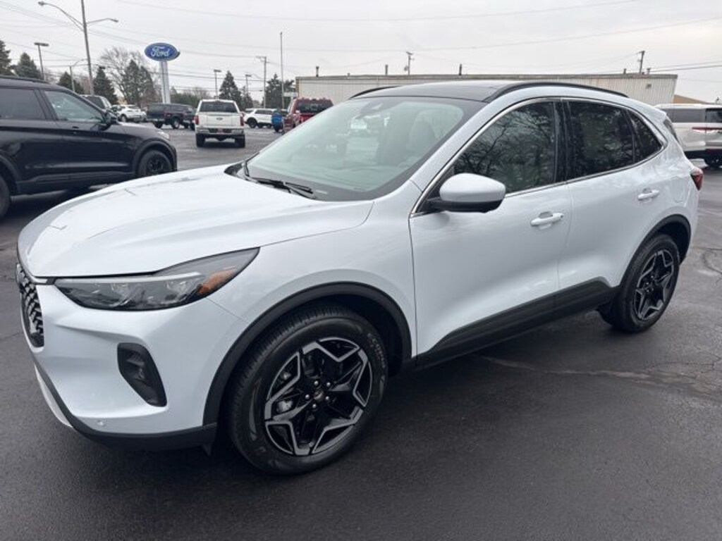 New 2026 Ford Escape Platinum SUV