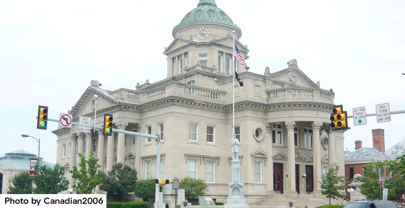 Volvo Dealer in Somerset | Photo of Somerset County Courthouse by Canadian2006