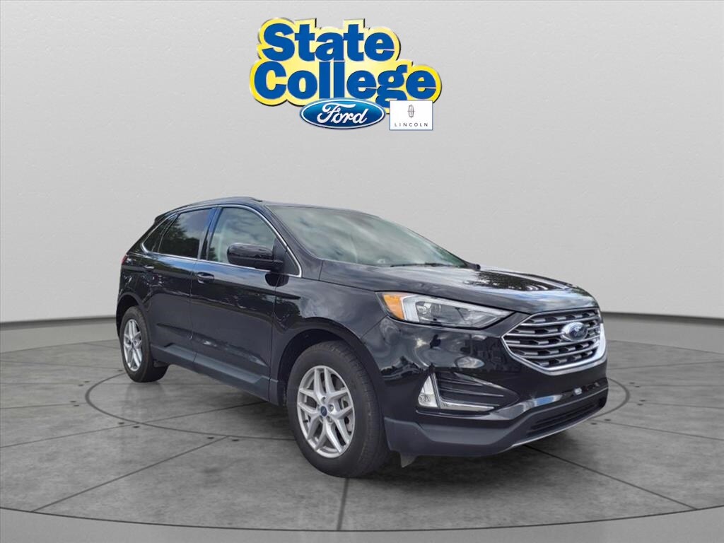 2022 Ford Edge SEL photo 3