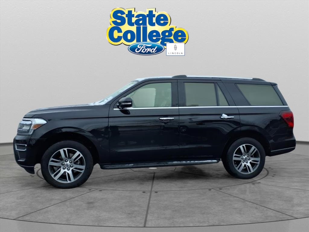 2024 Ford Expedition Limited's photo