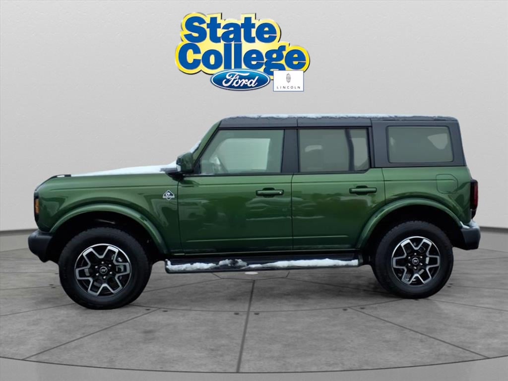 2025 Ford Bronco 4-Door Outer Banks's photo