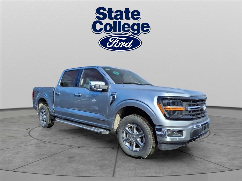 2025 Ford F-150 XLT photo 2