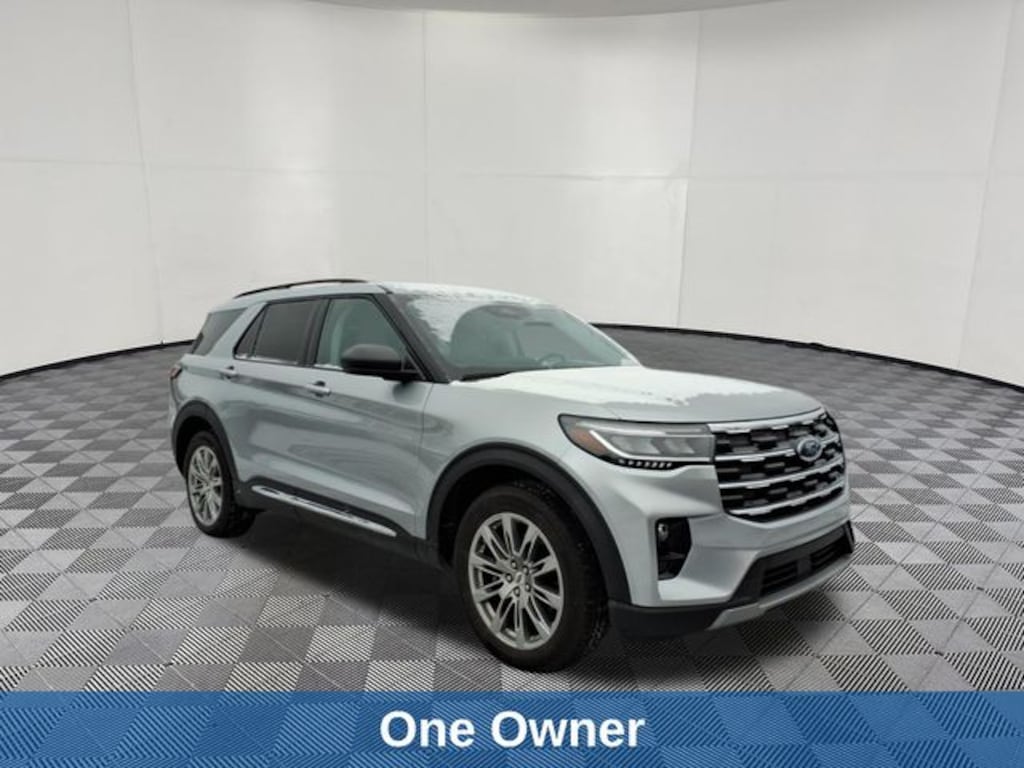 Used 2025 Ford Explorer Active SUV