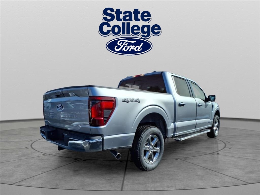 2025 Ford F-150 XLT photo 3