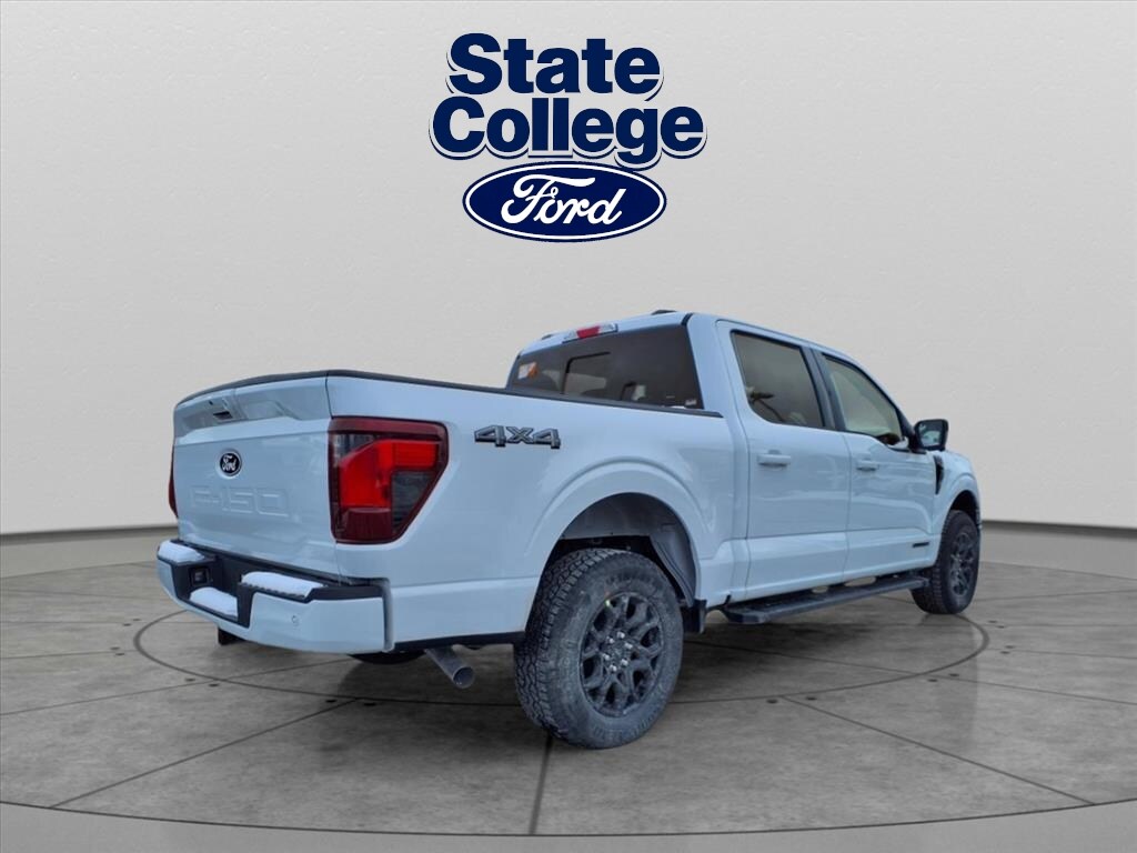 2025 Ford F-150 XLT photo 3