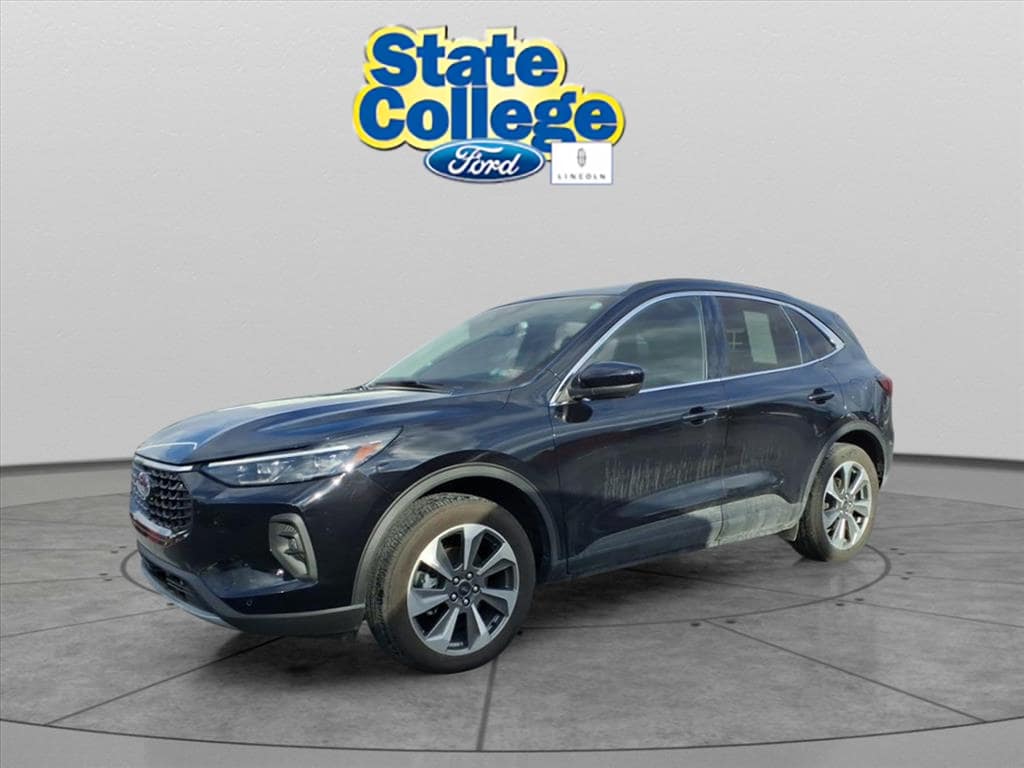 2025 Ford Escape Platinum's photo