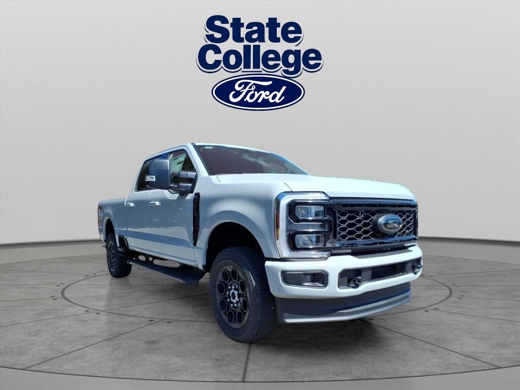 New 2026 Ford F-350 Super Duty XLT 4x4 XLT Crew Cab 6.8 ft. SB SRW Pickup