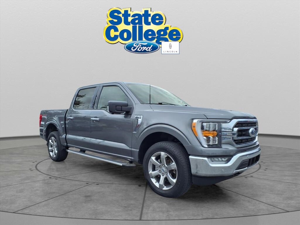 2022 Ford F-150 XLT photo 2