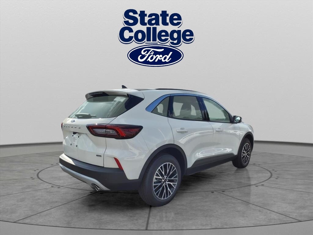 2024 Ford Escape Plug-In Hybrid photo 3