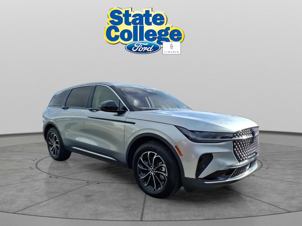 Used 2025 Lincoln Nautilus Premiere SUV