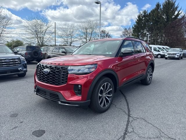 2026 Ford Explorer ST-LINE 4WD's photo
