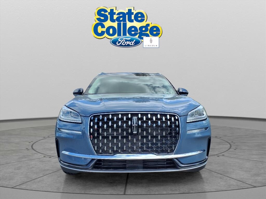 2024 Lincoln Corsair Reserve photo 2