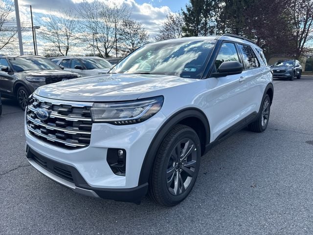 2026 Ford Explorer Active 4WD's photo