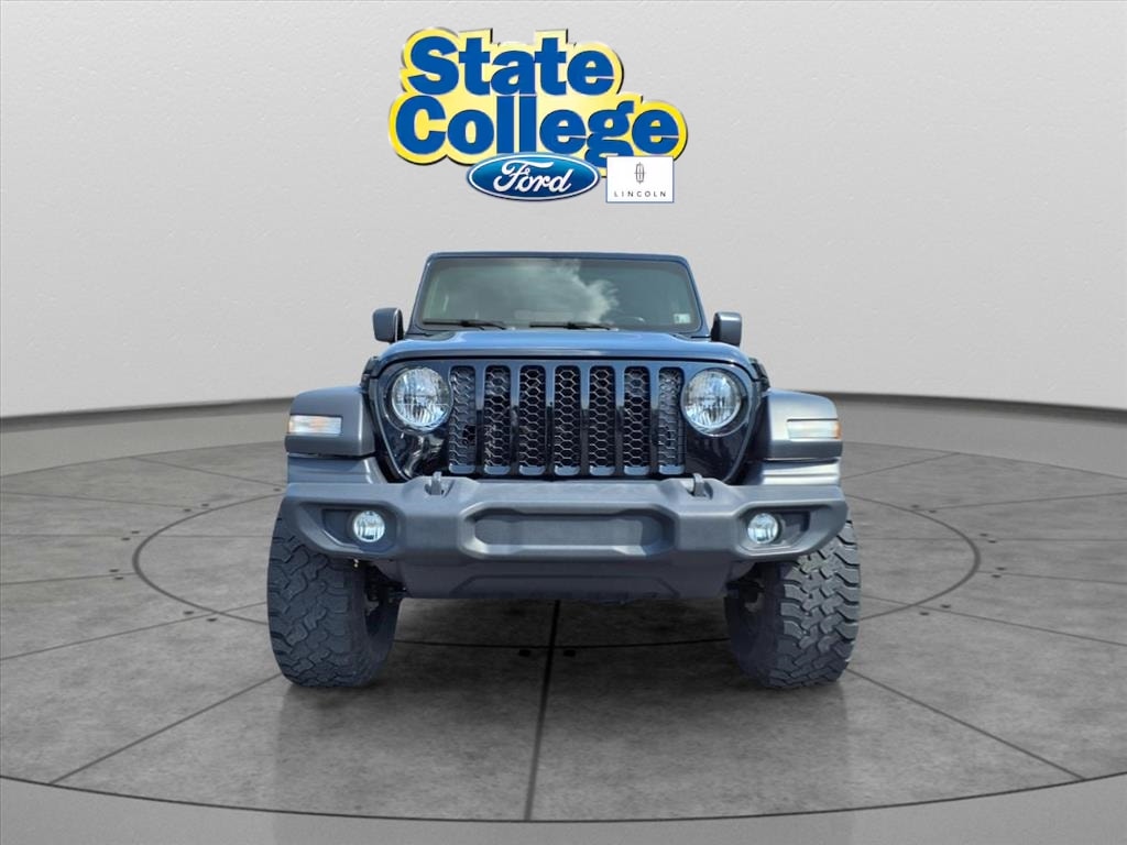 Used 2020 Jeep Gladiator Sport S with VIN 1C6HJTAG0LL132294 for sale in State College, PA