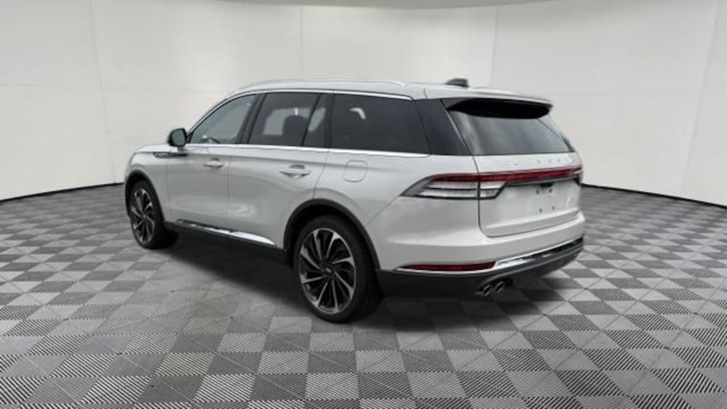 Used 2025 Lincoln Aviator Reserve SUV