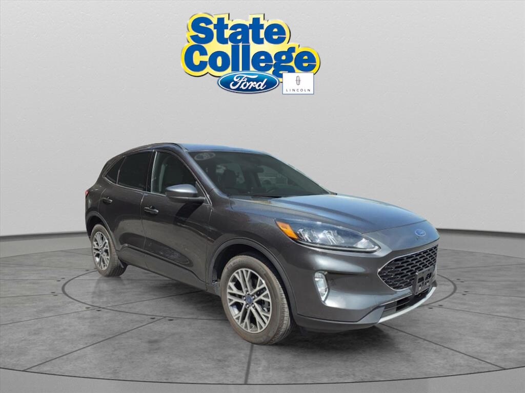 2020 Ford Escape SEL photo 3