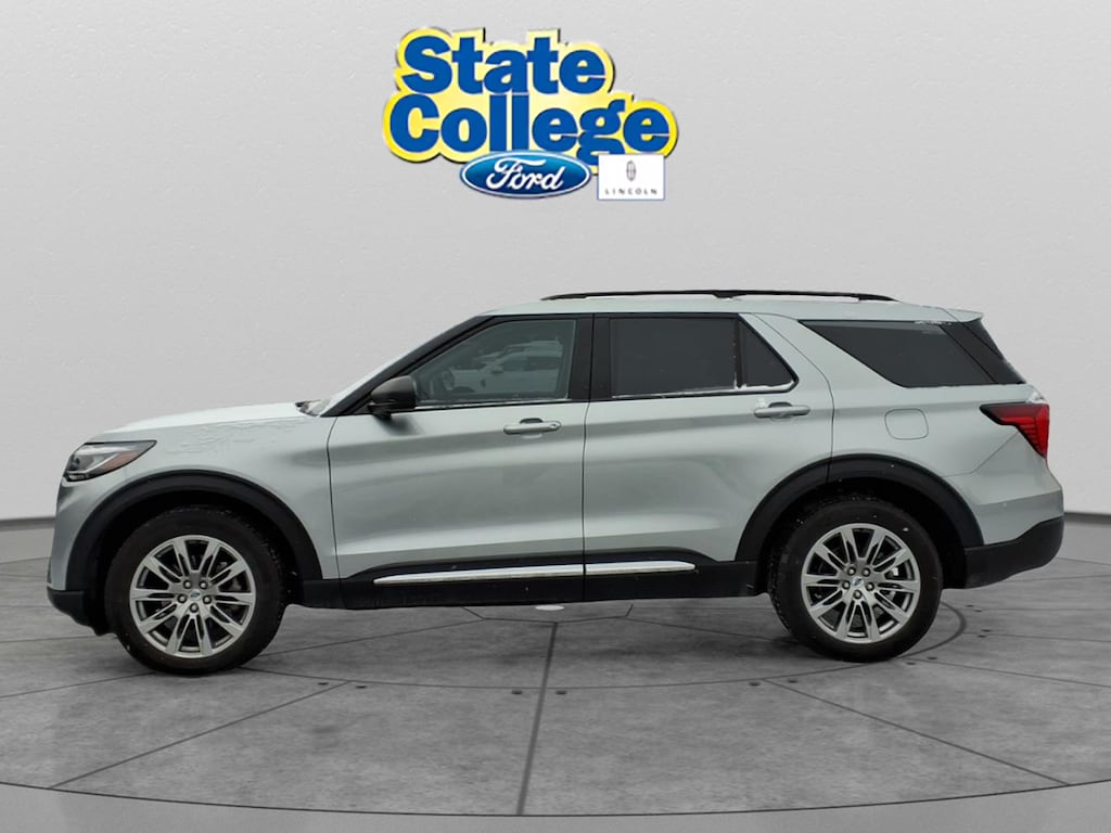 Used 2025 Ford Explorer Active SUV