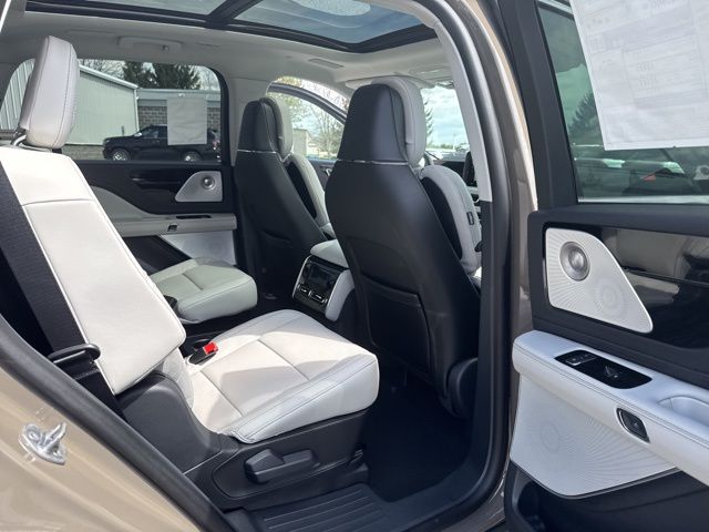 2026 Lincoln Aviator Reserve - Photo 28