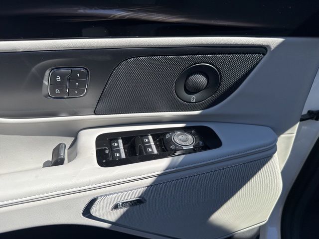 2026 Lincoln Nautilus Premiere - Photo 11
