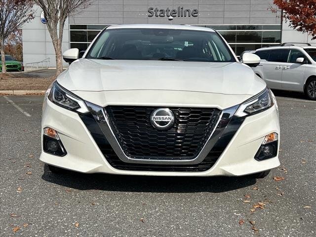 2020 Nissan Altima 2.5 Platinum photo 2