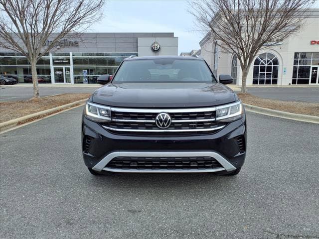 Used 2022 Volkswagen Atlas Cross Sport SE w/Tech with VIN 1V2KE2CAXNC230448 for sale in Columbia, SC