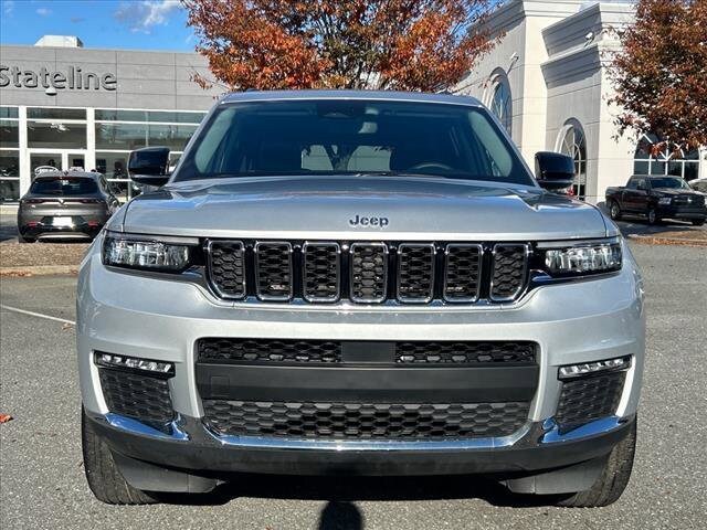 2023 Jeep Grand Cherokee L photo 2