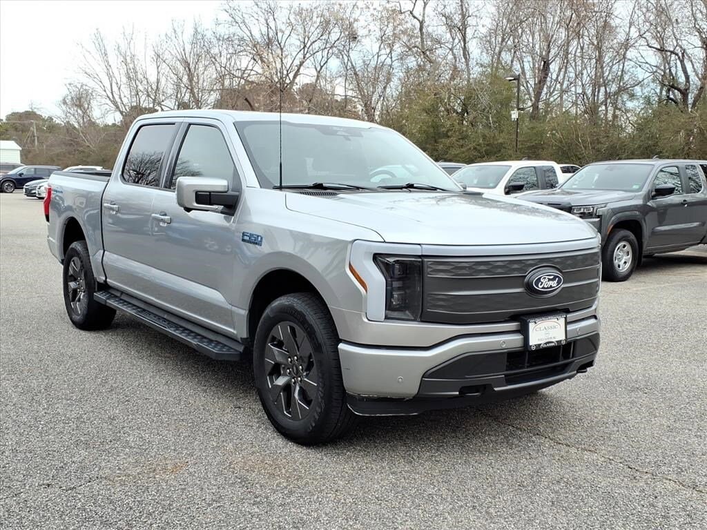 Used 2024 Ford F-150 Lightning LARIAT LARIAT 4WD SuperCrew 5.5 Box
