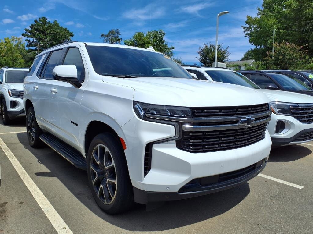 2022 Chevrolet Tahoe RST photo 2
