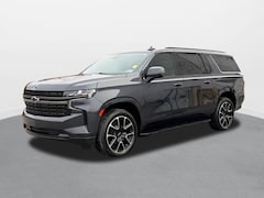 2022 Chevrolet Suburban RST 4WD  RST