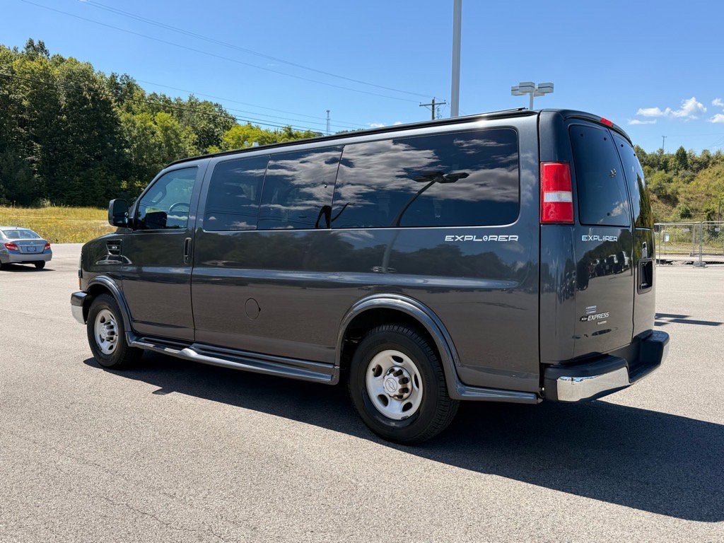 2016 Chevrolet Express 2500 Work Van Cargo photo 2