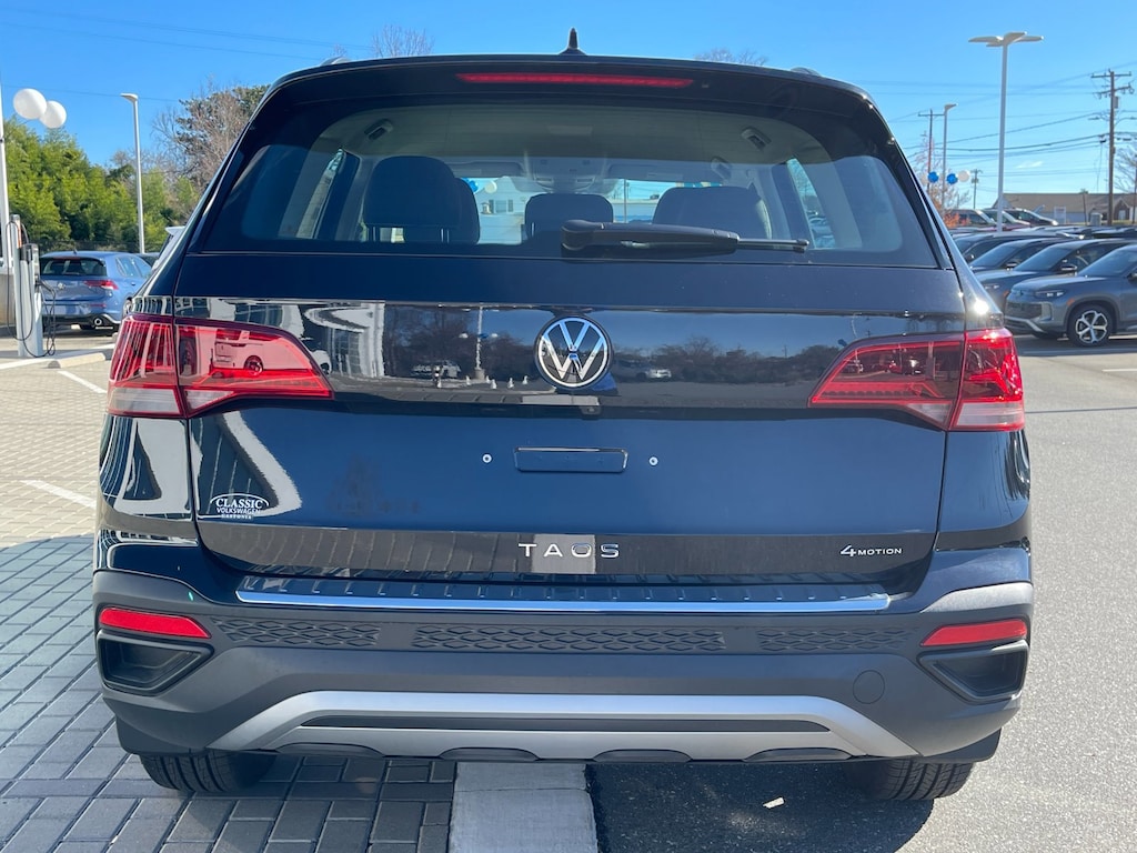 Certified 2024 Volkswagen Taos S S 4MOTION