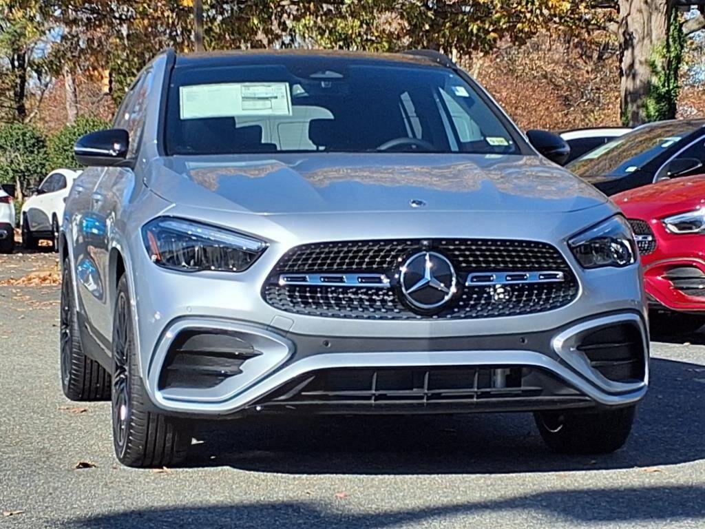 2025 Mercedes Benz GLA 250 photo 2