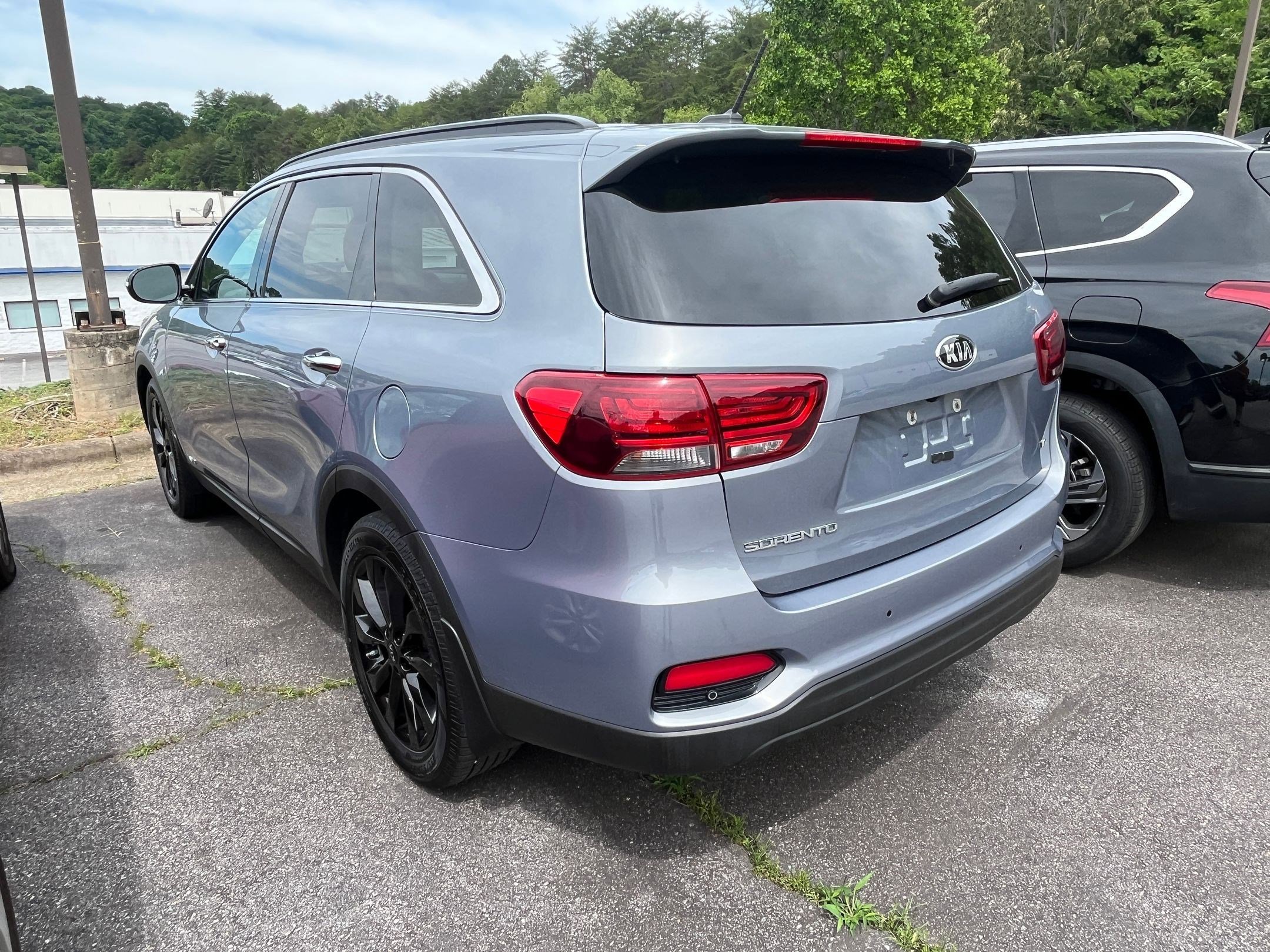 2020 Kia Sorento S V6 photo 2