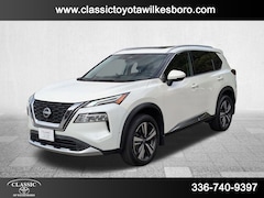2023 Nissan Rogue Platinum FWD Platinum *Ltd Avail*