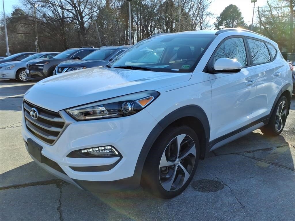 Used 2018 Hyundai Tucson Sport Sport FWD