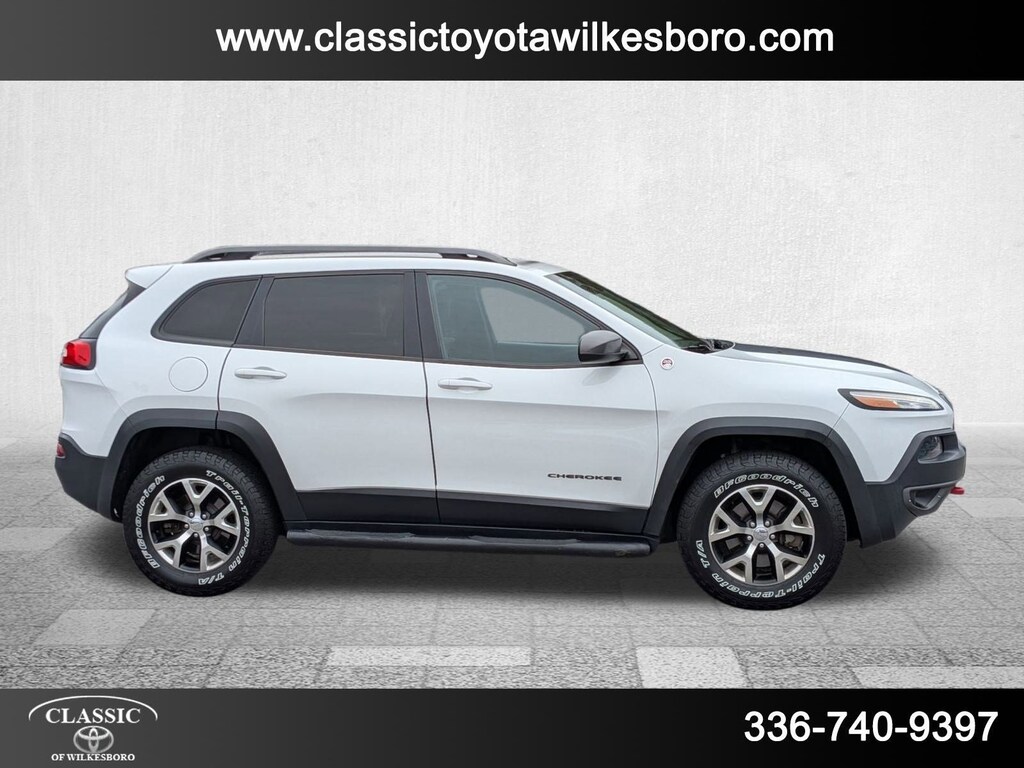 Used 2015 Jeep Cherokee Trailhawk 4WD Trailhawk