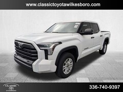 2022 Toyota Tundra 4WD SR5 SR5 CrewMax 5.5 Bed