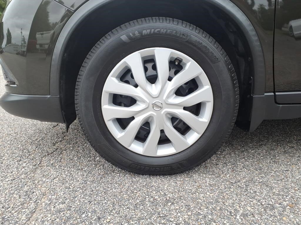 2016 Nissan Rogue S photo 4