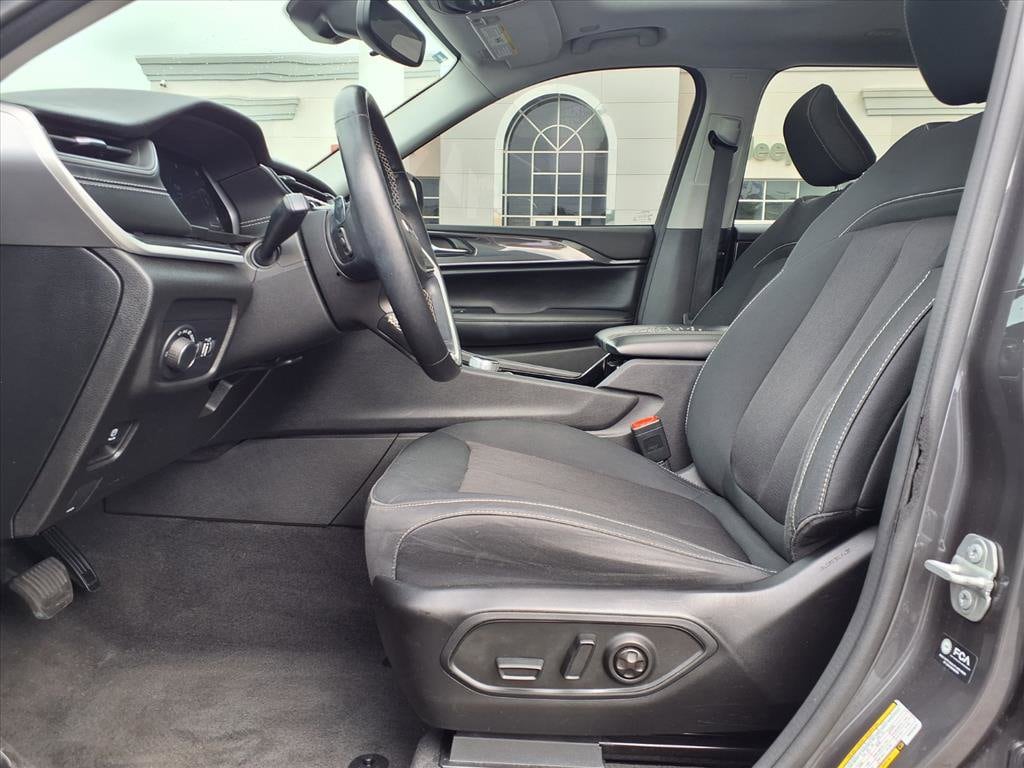 Used 2022 Jeep Grand Cherokee L Laredo Laredo 4x2