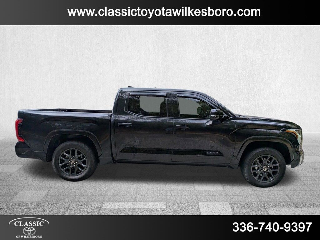 Used 2022 Toyota Tundra 4WD Platinum Platinum CrewMax 5.5 Bed