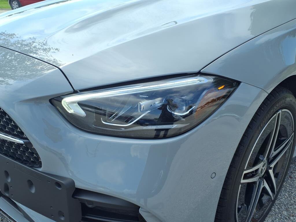 2025 Mercedes Benz C 300 photo 3