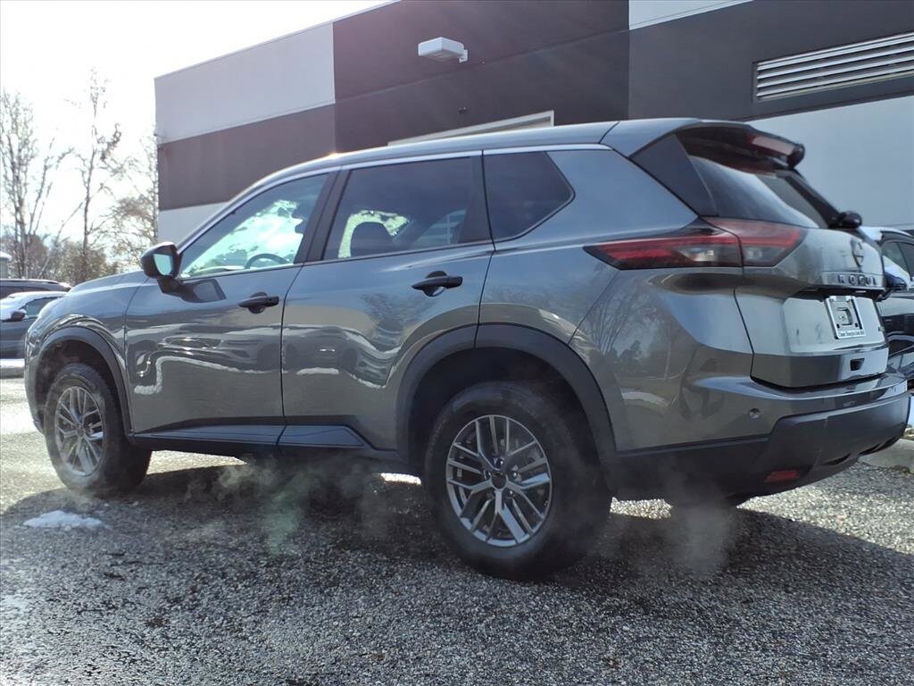 Used 2024 Nissan Rogue S AWD S