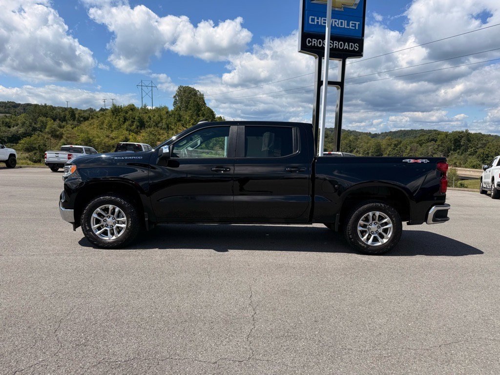 Used 2023 Chevrolet Silverado 1500 LT 4WD Crew Cab 147 LT w/1LT