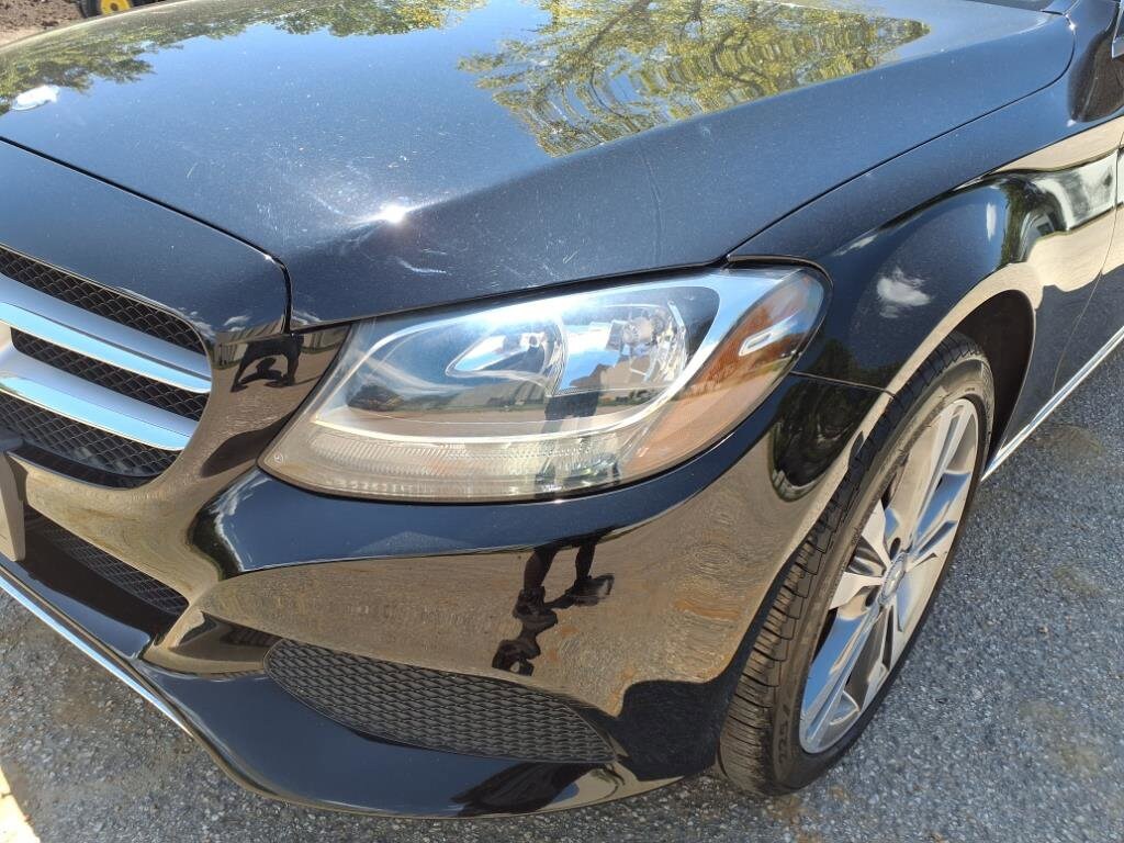 2017 Mercedes Benz C 300 4MATIC photo 3