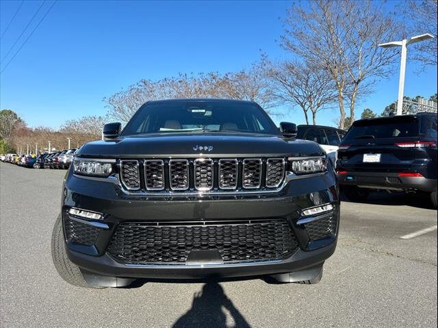 2024 Jeep Cherokee 4xe photo 2
