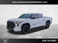 2022 Toyota Tundra 2WD SR5 SR5 CrewMax 5.5 Bed