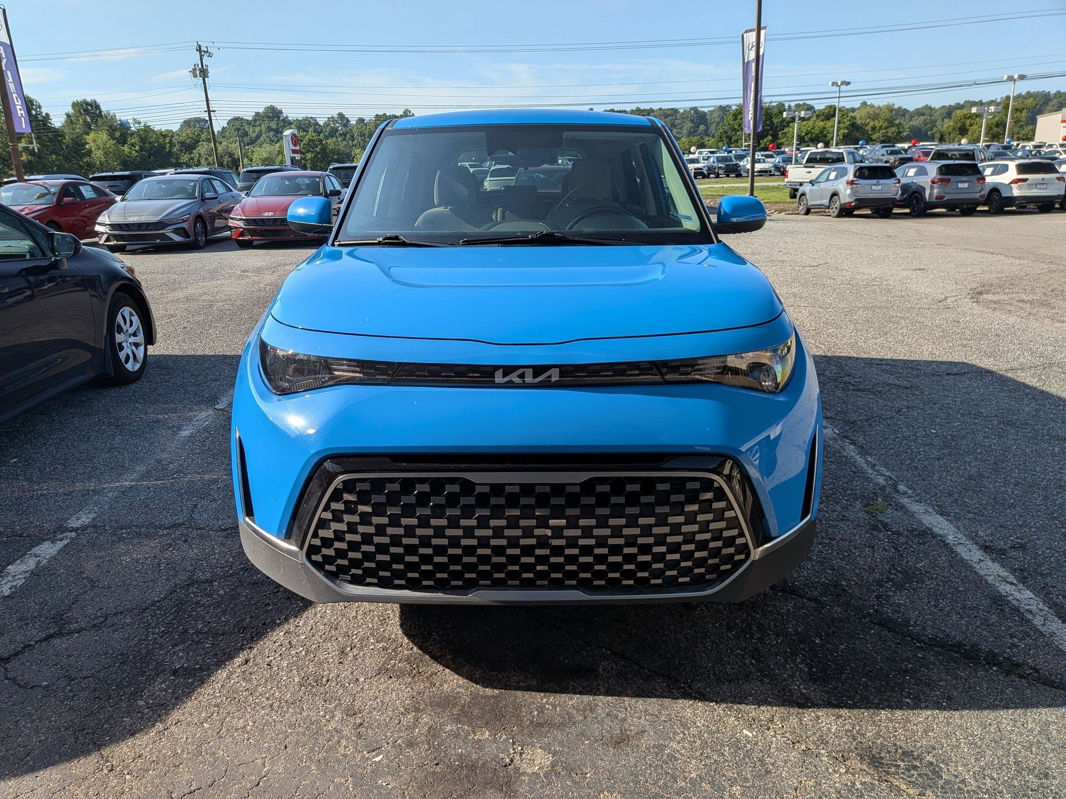 2024 Kia Soul EX photo 2